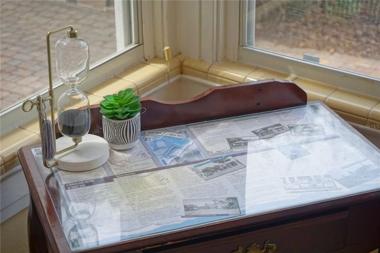 229 E 6th Ave - Photo 7 of 50