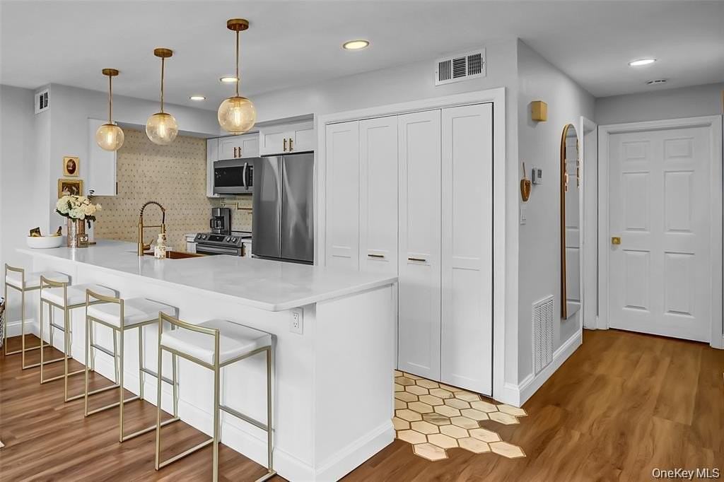 1 Anchorage Way #201 - Photo 2 of 23