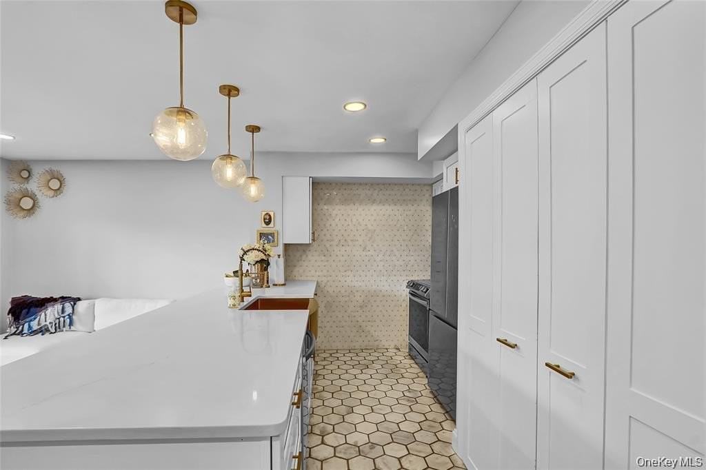 1 Anchorage Way #201 - Photo 6 of 23