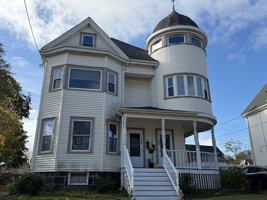 featured image of 148 George St #2