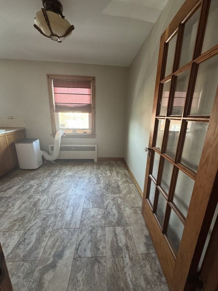 4259 W 21st St #2 - Photo 5 of 13