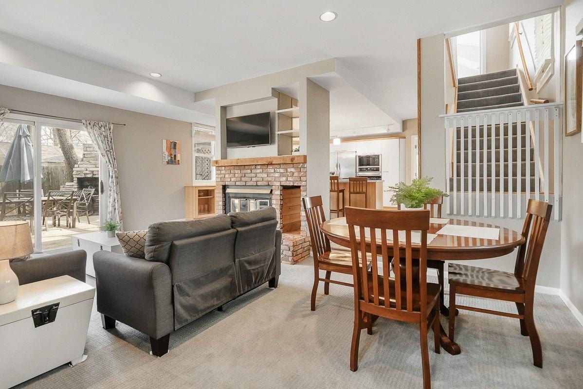 515 Maple Avenue - Photo 2 of 26