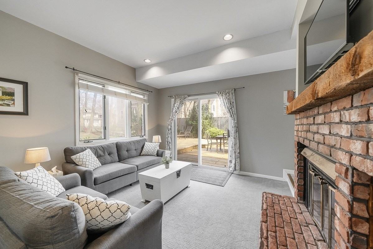 515 Maple Avenue - Photo 4 of 26