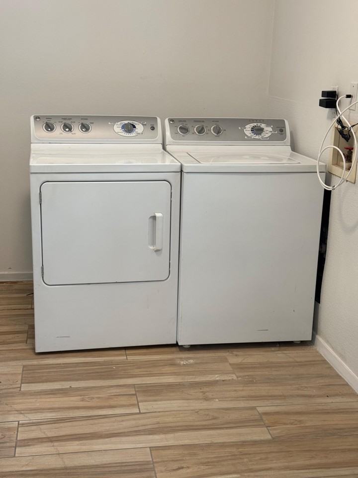 Bryn Mawr Dr - Photo 4 of 6