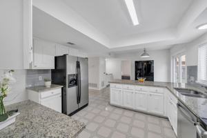 featured image of Encinita Dr