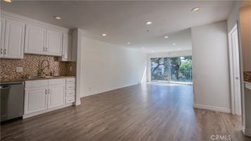 featured image of 102 Scholz Plz #37