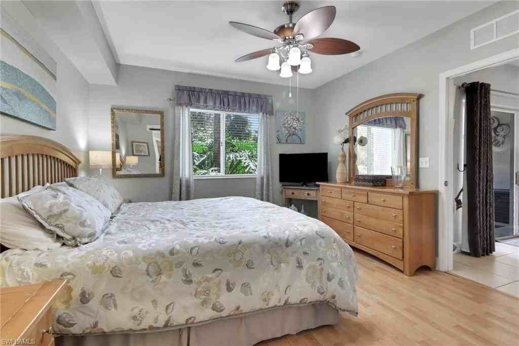 7823 Regal Heron Cir #105 - Photo 7 of 38