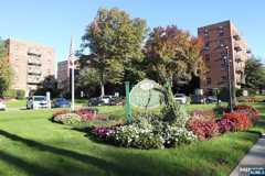 2335 Hudson Ter Apt E6 - Photo 1 of 1