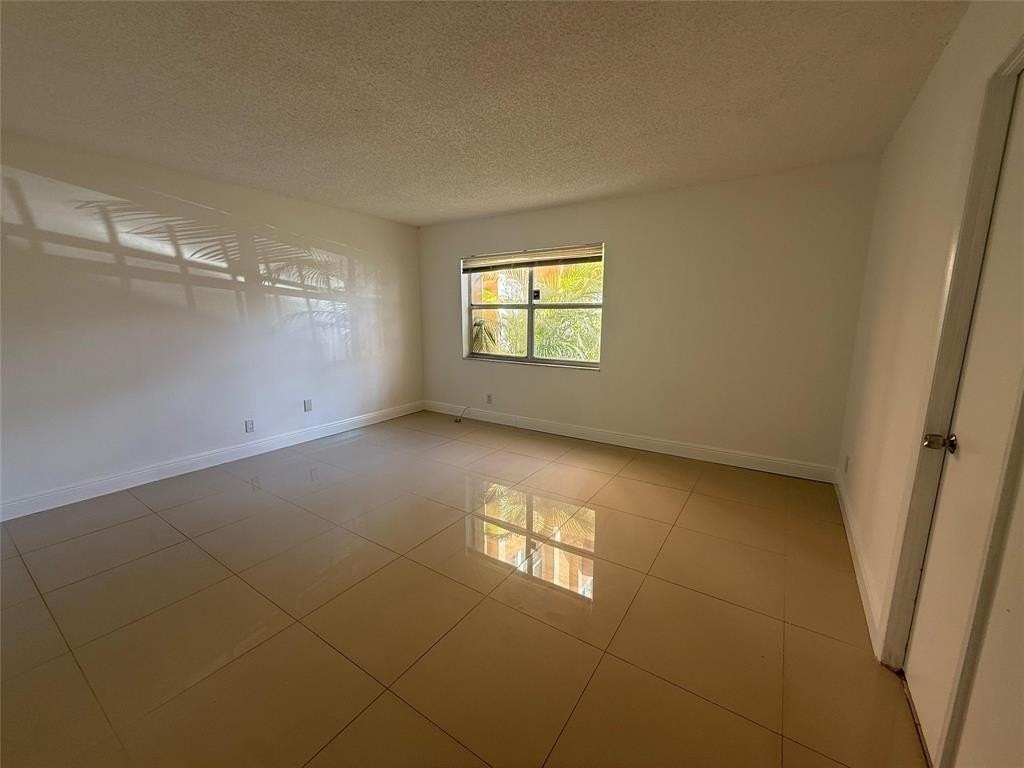 18101 Nw 68th Ave #C104 - Photo 6 of 15