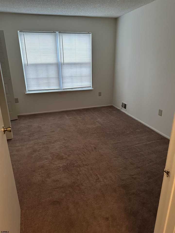 110 Iroquois Dr - Photo 7 of 7