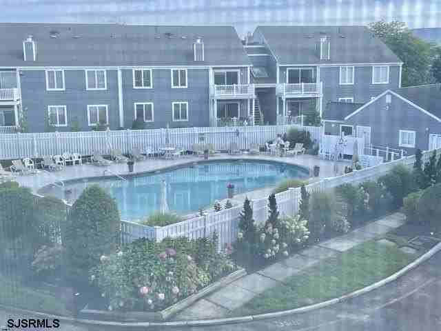 210 Harbour Cv - Photo 3 of 28