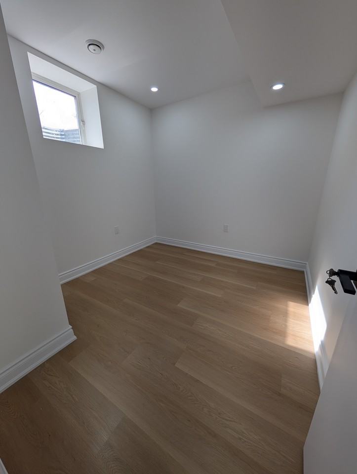 3869 Auckland Avenue - Photo 7 of 14