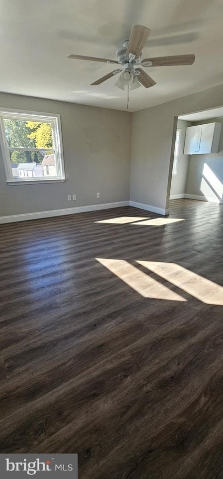 2625 Parkside Ter - Photo 5 of 14