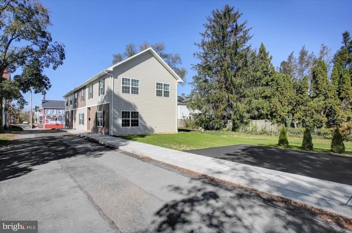 30 E Dahlgren St - Photo 3 of 26