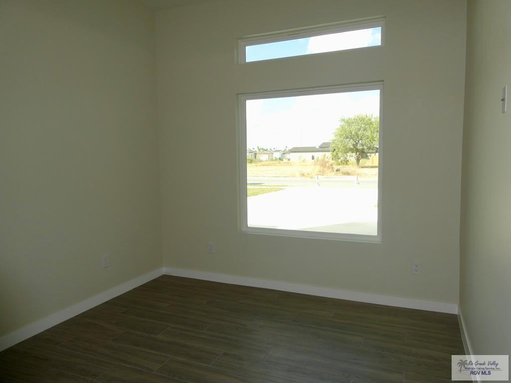 3792 Paseo Eliseo - Photo 7 of 17