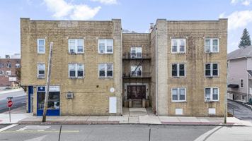 featured image of 2 Washburn Pl