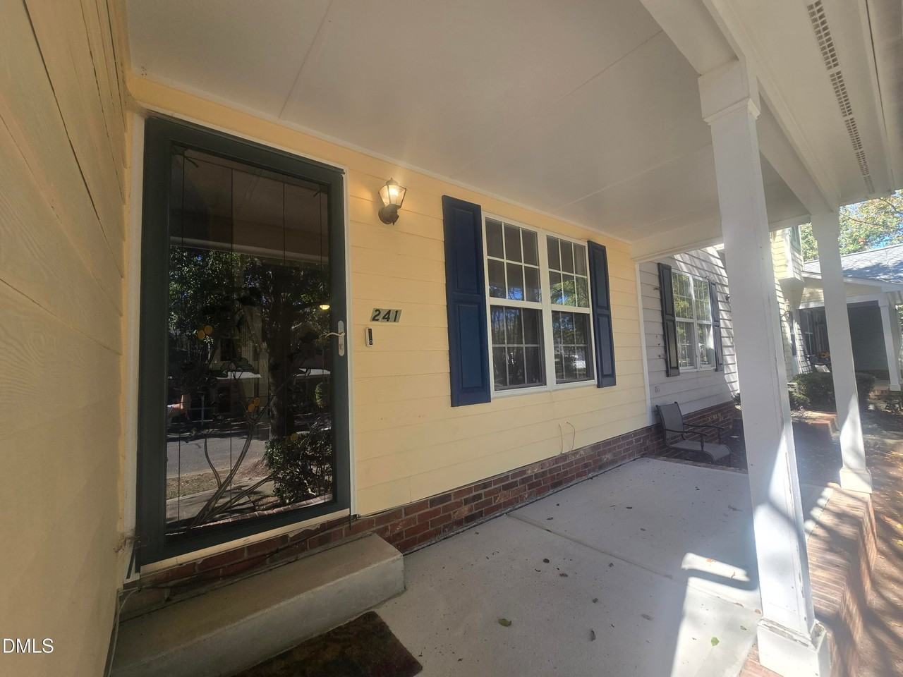 241 Commons Drive - Photo 3 of 20