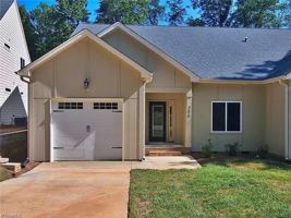 featured image of 300 Lamplighter Cir