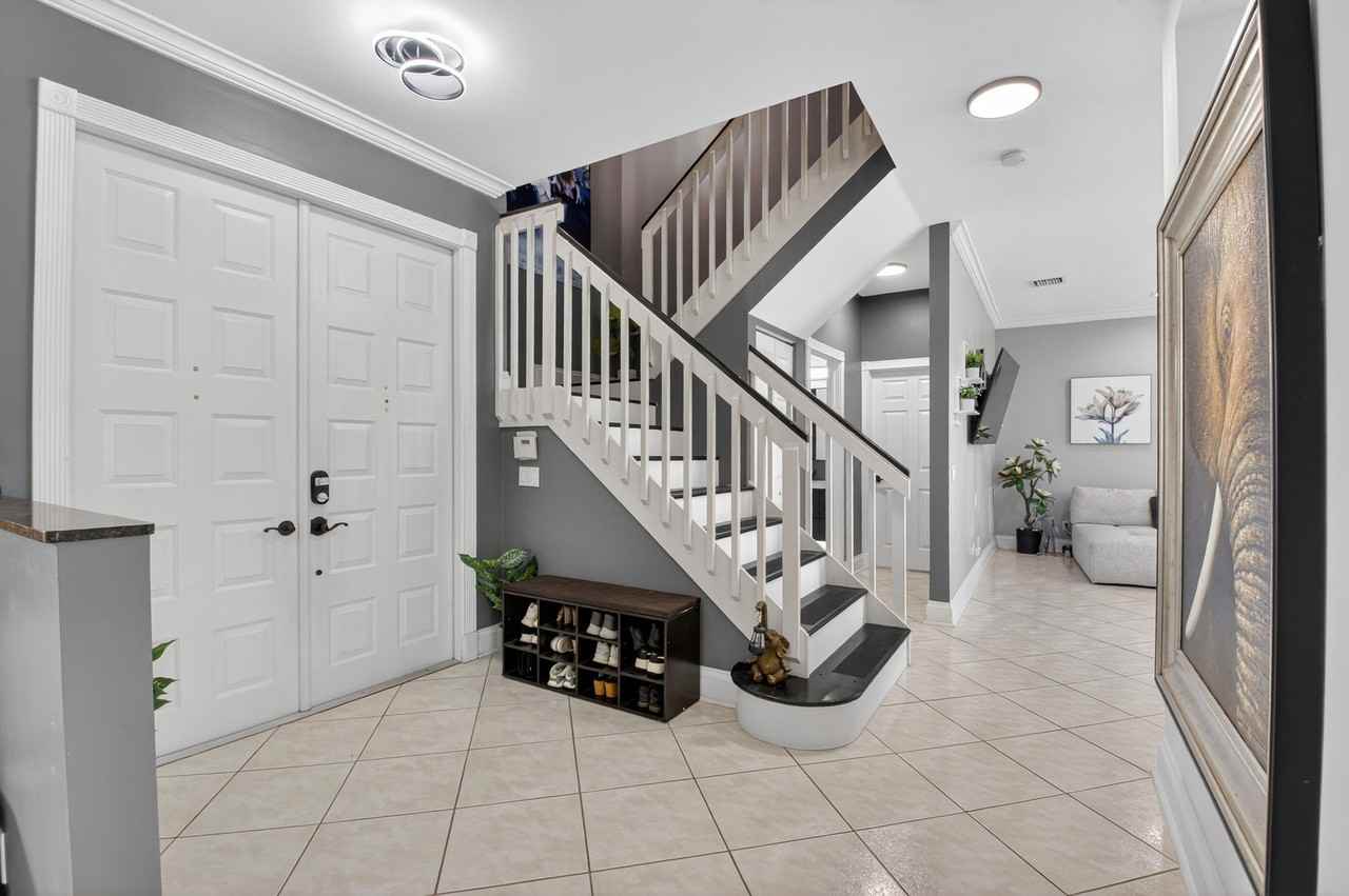 3943 Westchester Way - Photo 6 of 50