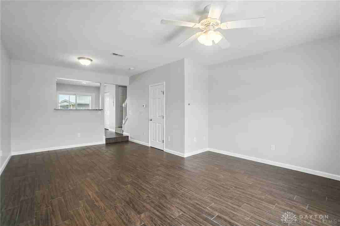 9352 Captiva Bay Dr - Photo 6 of 32