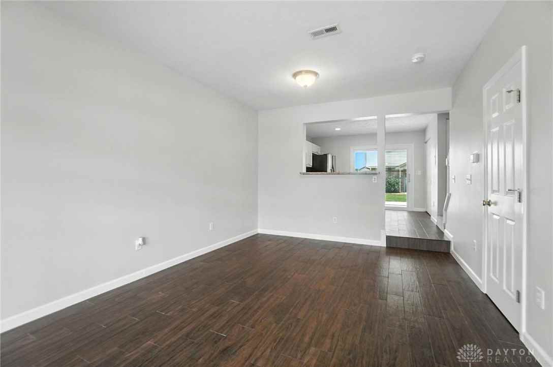 9352 Captiva Bay Dr - Photo 7 of 32