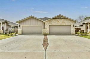 featured image of 721 Blackland dr