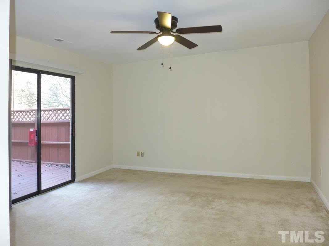 209 Summerwalk Circle - Photo 7 of 20