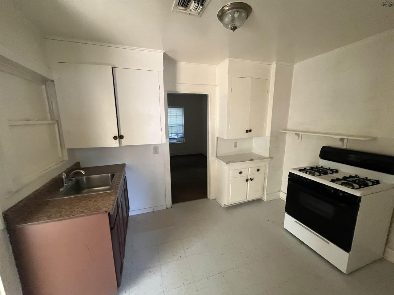 2105 Joline St - Photo 3 of 7