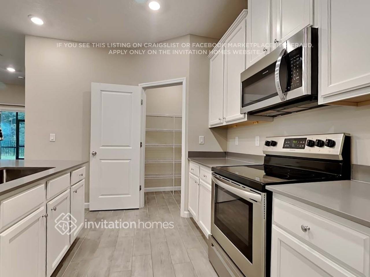 2469 Laylas Way - Photo 6 of 18