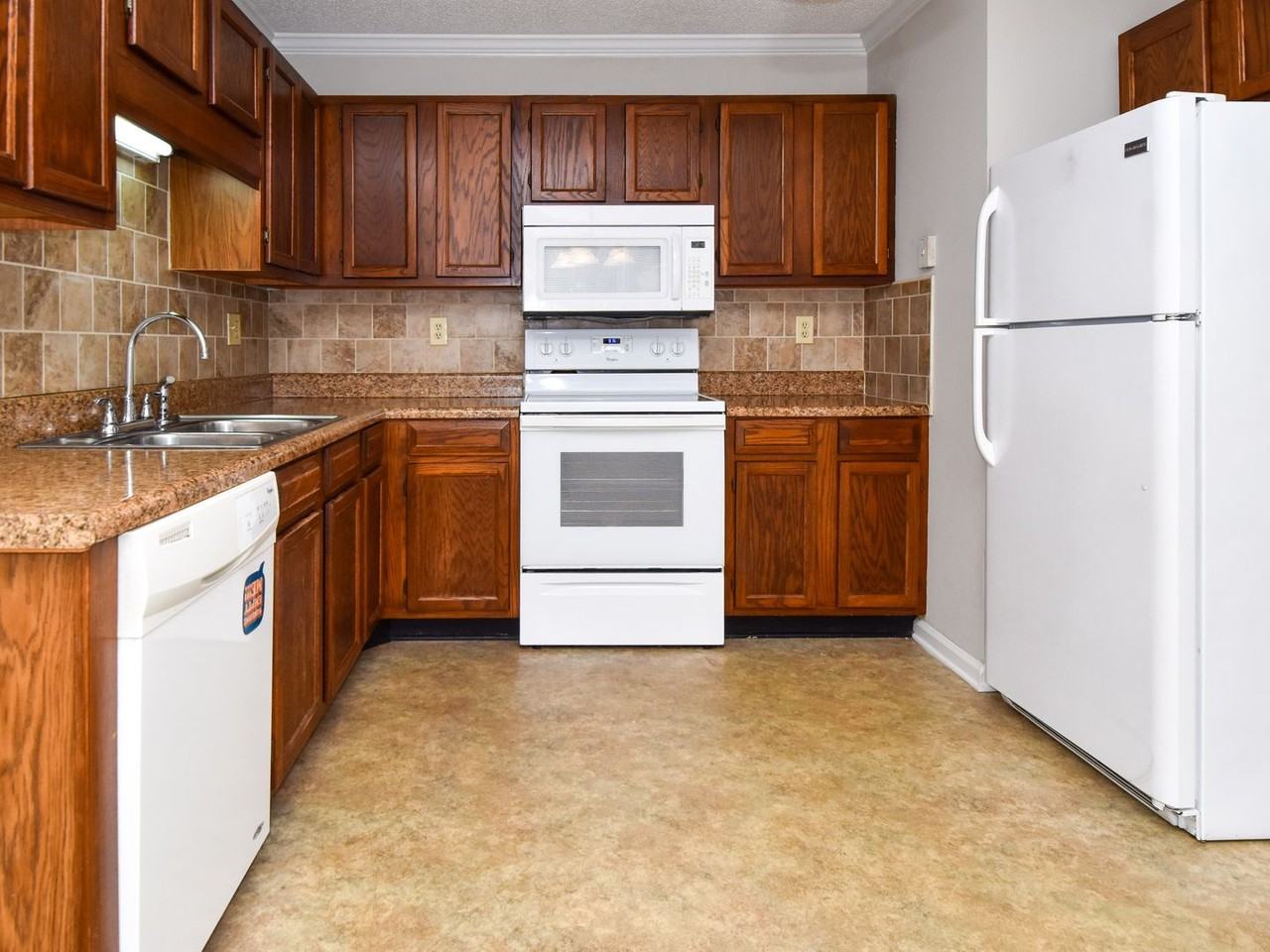 686 Rock Garden Cir - Photo 5 of 21