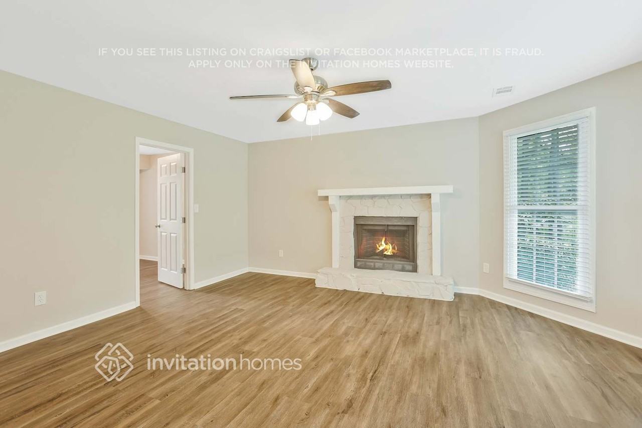 3828 Willow Wood Way Northwest - Photo 3 of 22