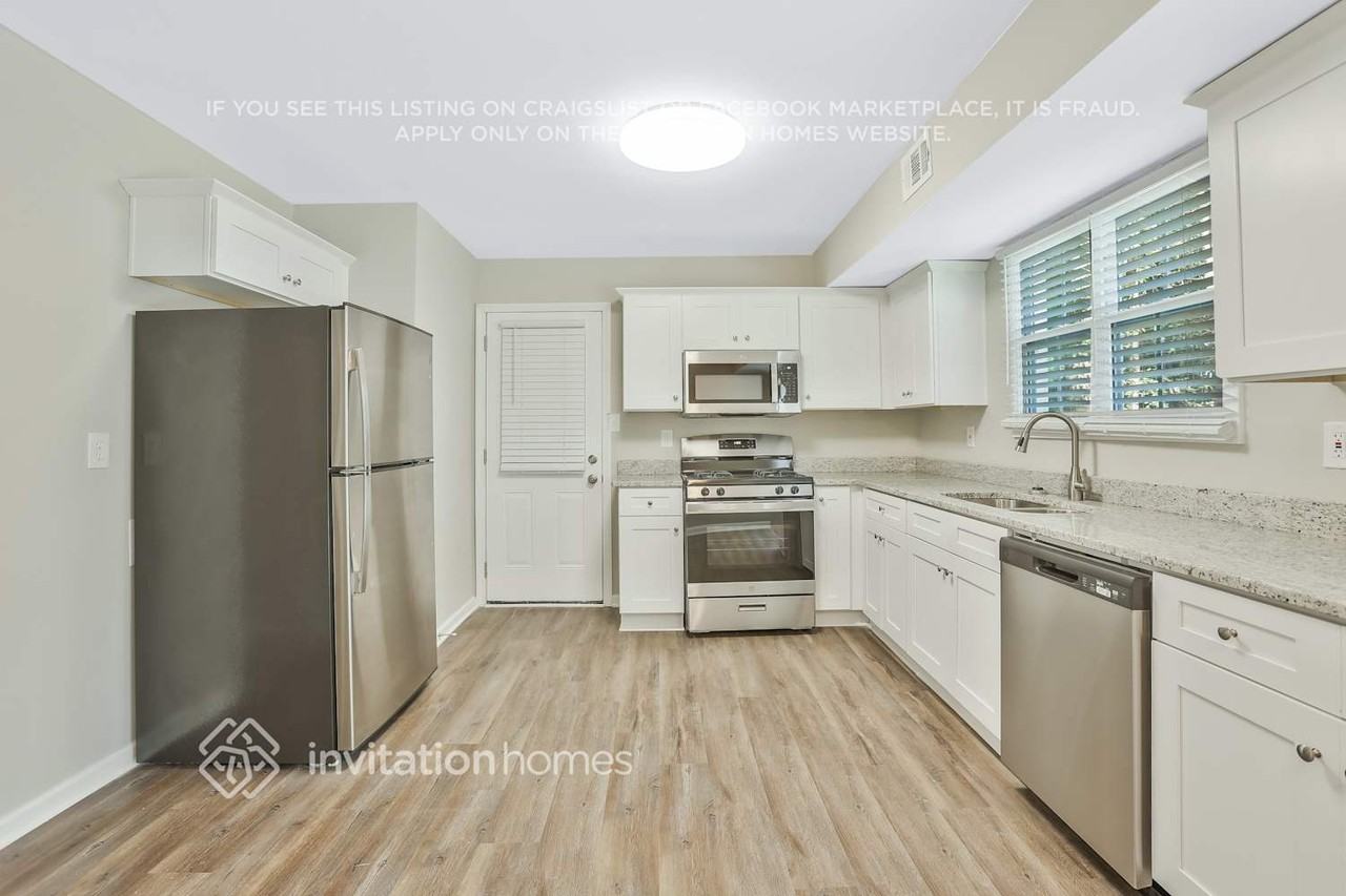 3828 Willow Wood Way Northwest - Photo 6 of 22