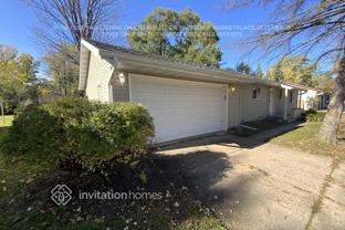 944 Beacon Ln - Photo 1 of 1