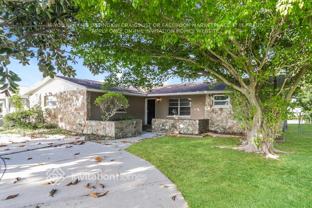 2253 Hama Dr - Photo 1 of 1