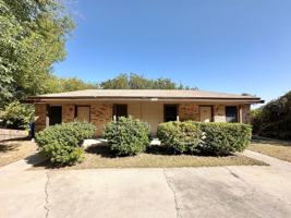 featured image of 904 N 7th St