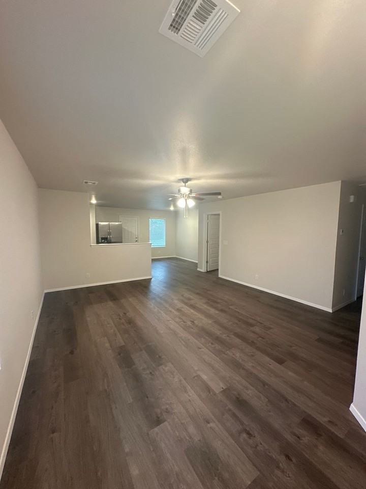 2301 South Amarillo Drive - Photo 7 of 18