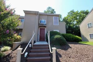 featured image of 1370 Bradley Dr