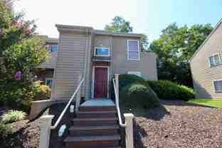 1370 Bradley Dr - Photo 1 of 1