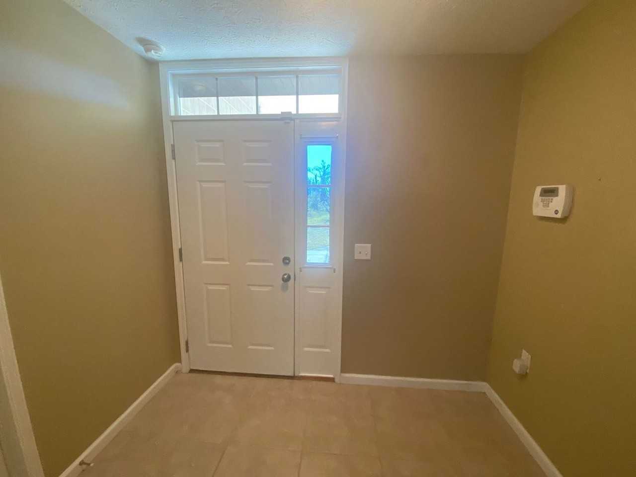 2931 Cedars Xing - Photo 2 of 14