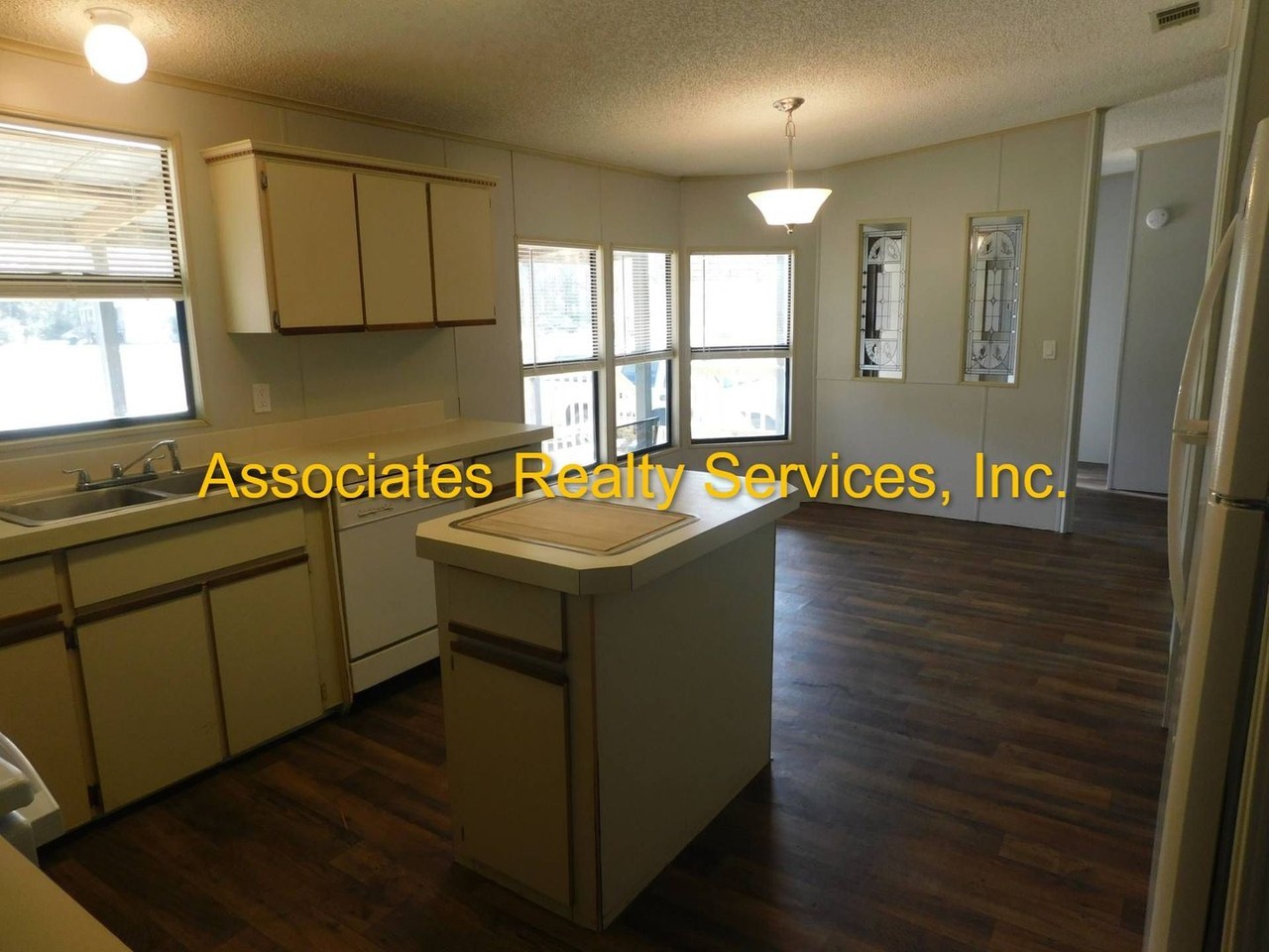 10918 Ne 74th Ter - Photo 4 of 17
