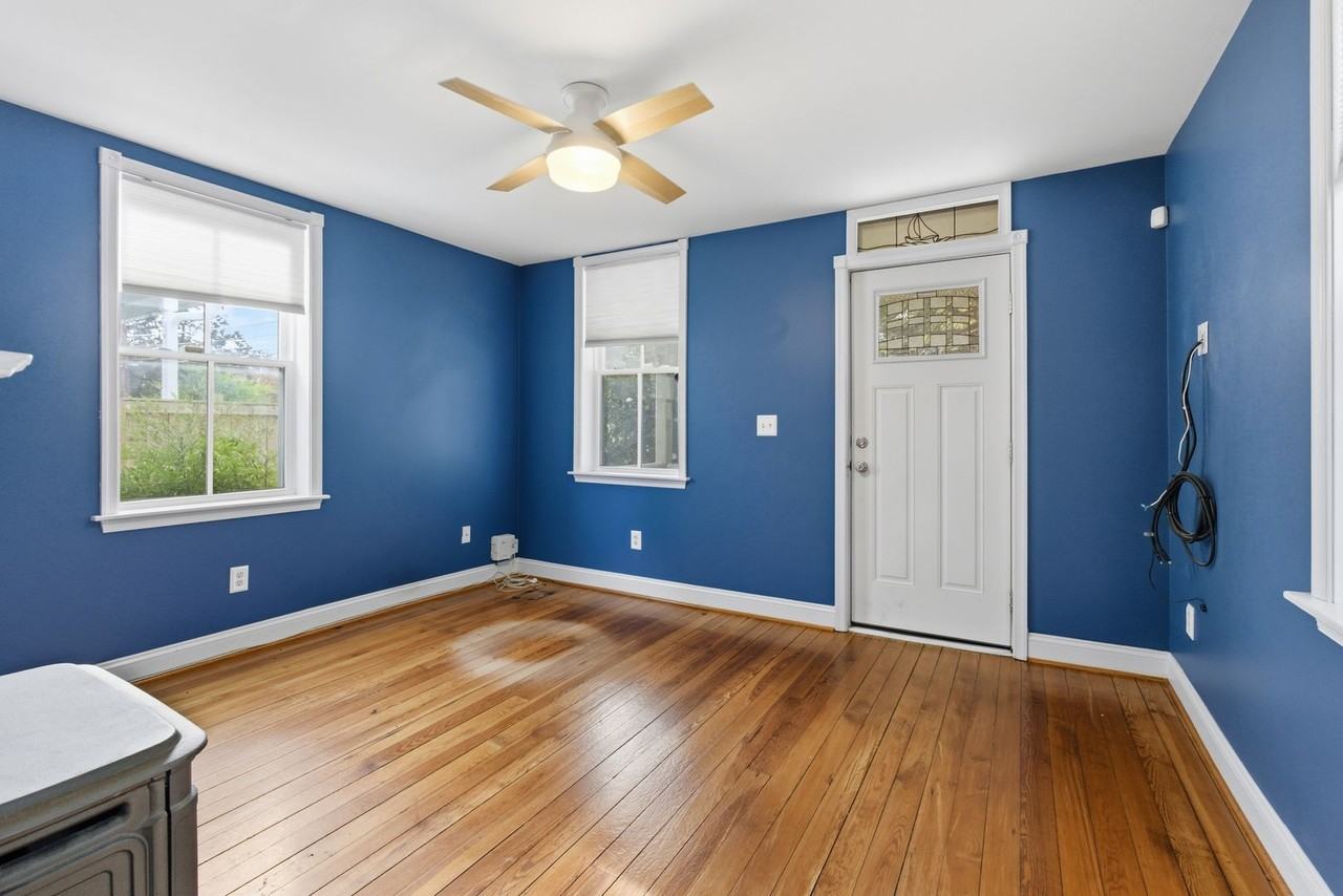 604 4th St - Photo 2 of 27