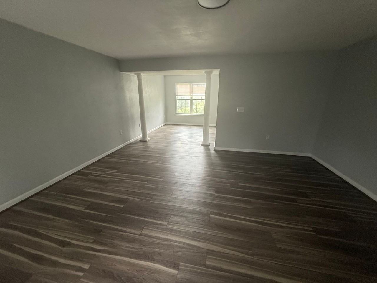 4826 Golfview Drive Northeast - Photo 4 of 20