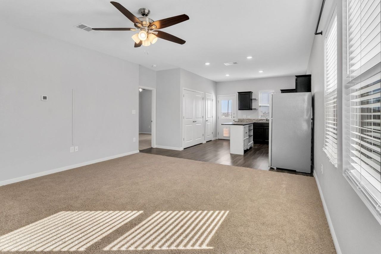 105 Bell Rings Dr - Photo 5 of 14