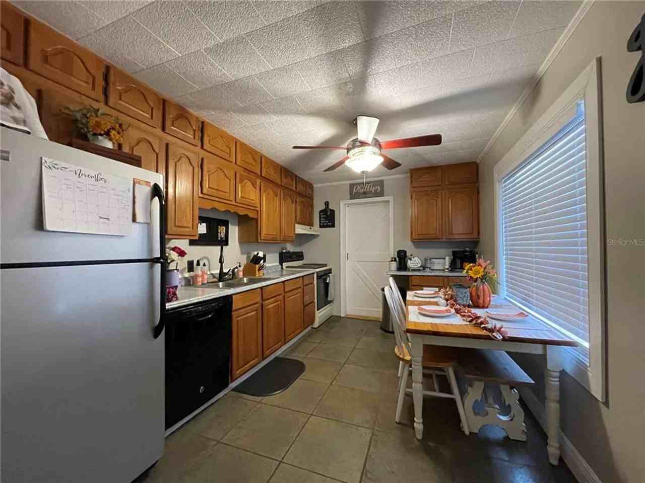 111 Garland Ave - Photo 3 of 13