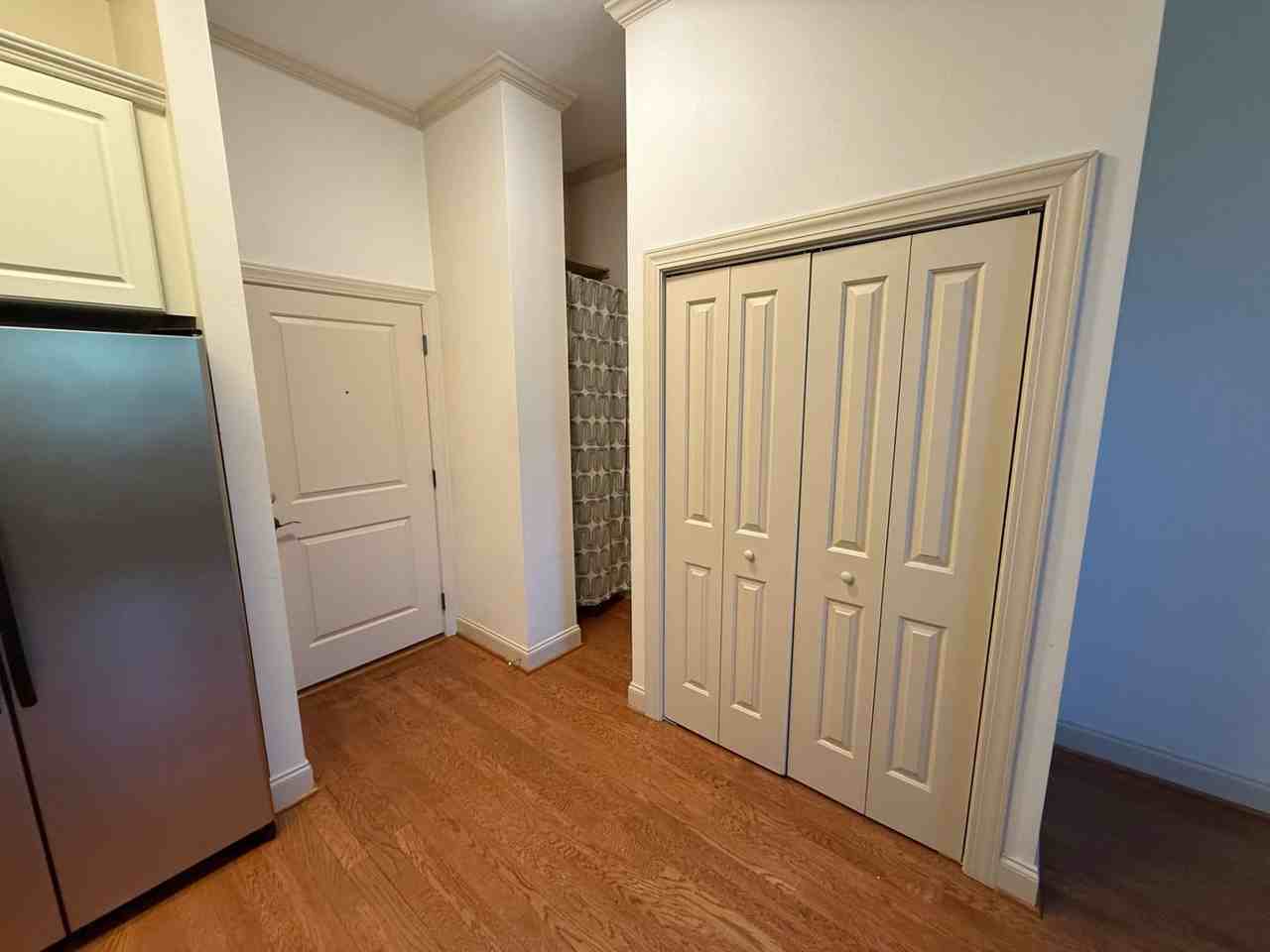 705 Maple St #F206 - Photo 2 of 9