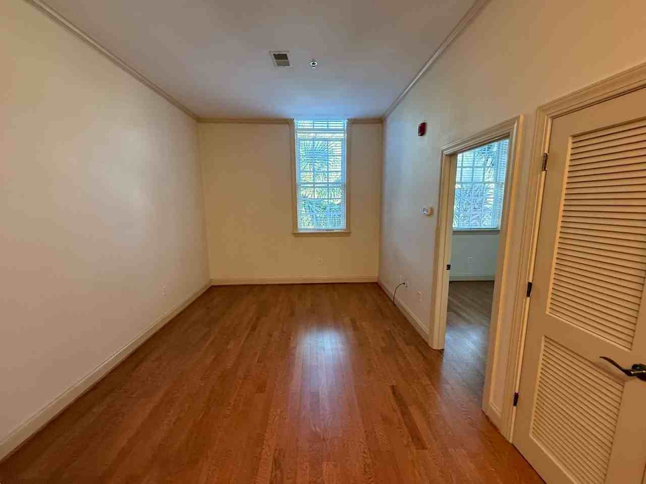 705 Maple St #F206 - Photo 6 of 9