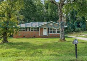 featured image of 1212 Brookwood Dr