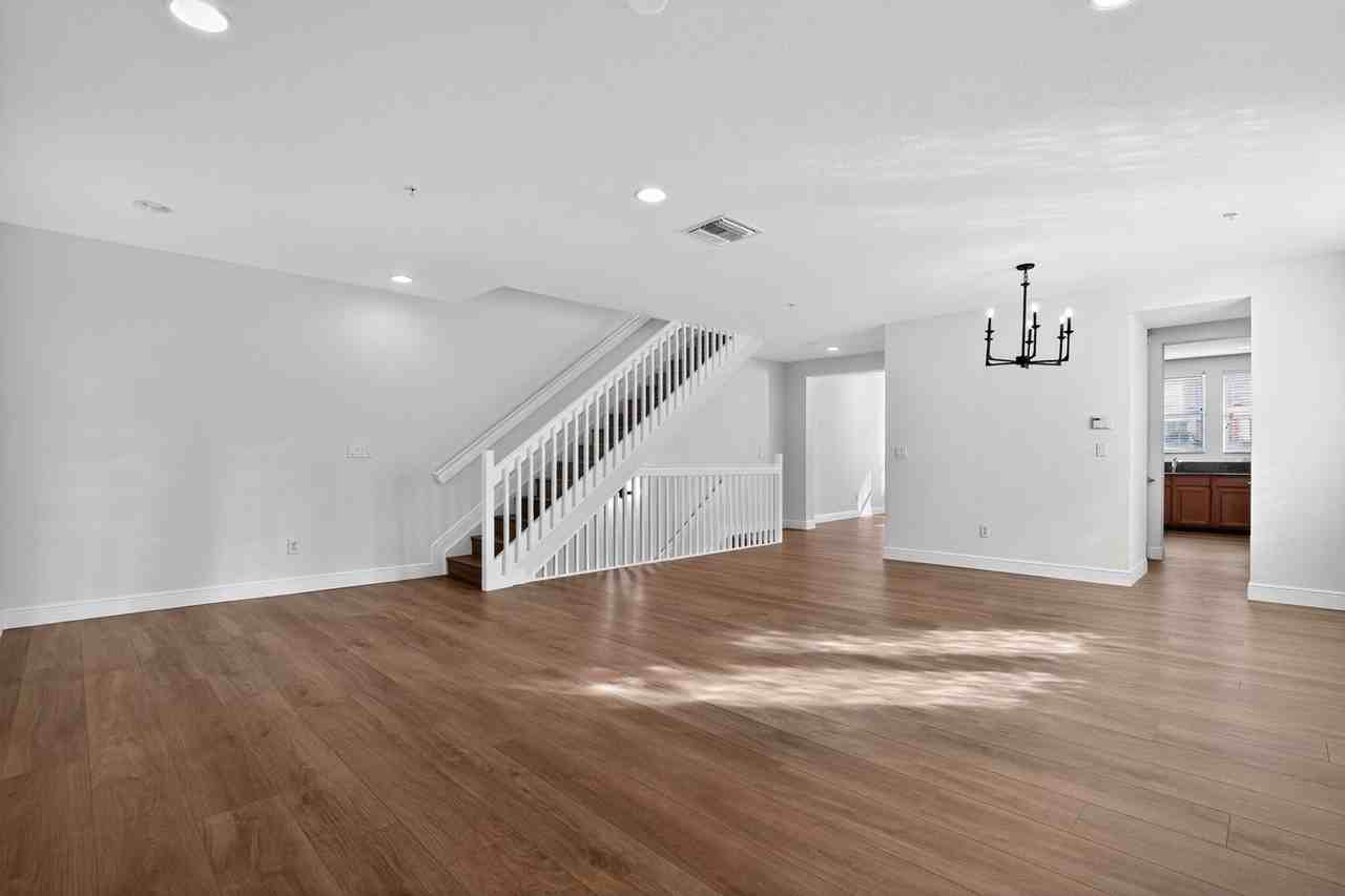 645 Amador Ln - Photo 6 of 30