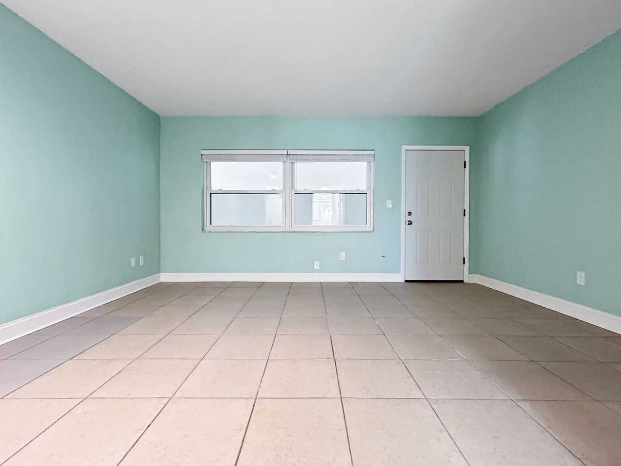 1106 Pass A Grille Way - Photo 3 of 32