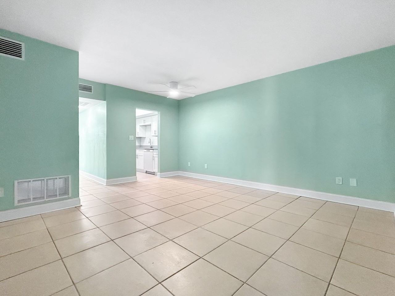 1106 Pass A Grille Way - Photo 5 of 32